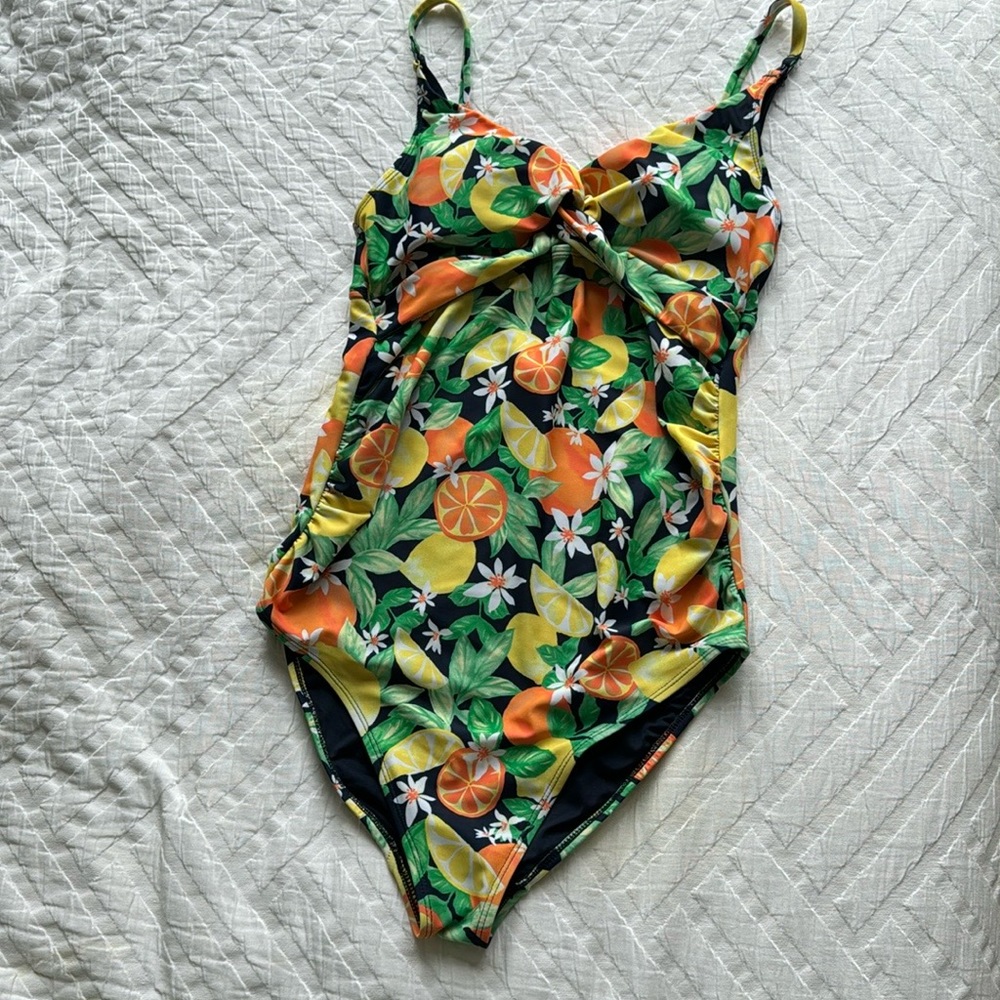 Old Navy Maternity Twist-Front Nursing Swimsuit - S | Fresh-Squeezed Fun Print